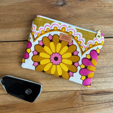 Load image into Gallery viewer, Second Life - Extra Small Zipper Pouch - Retro Flowers