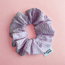 Load image into Gallery viewer, Christmas Bauble - Lilac Scrunchie
