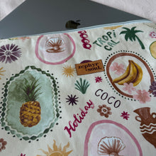 Load image into Gallery viewer, Laptop Pouch - Tropical Holiday

